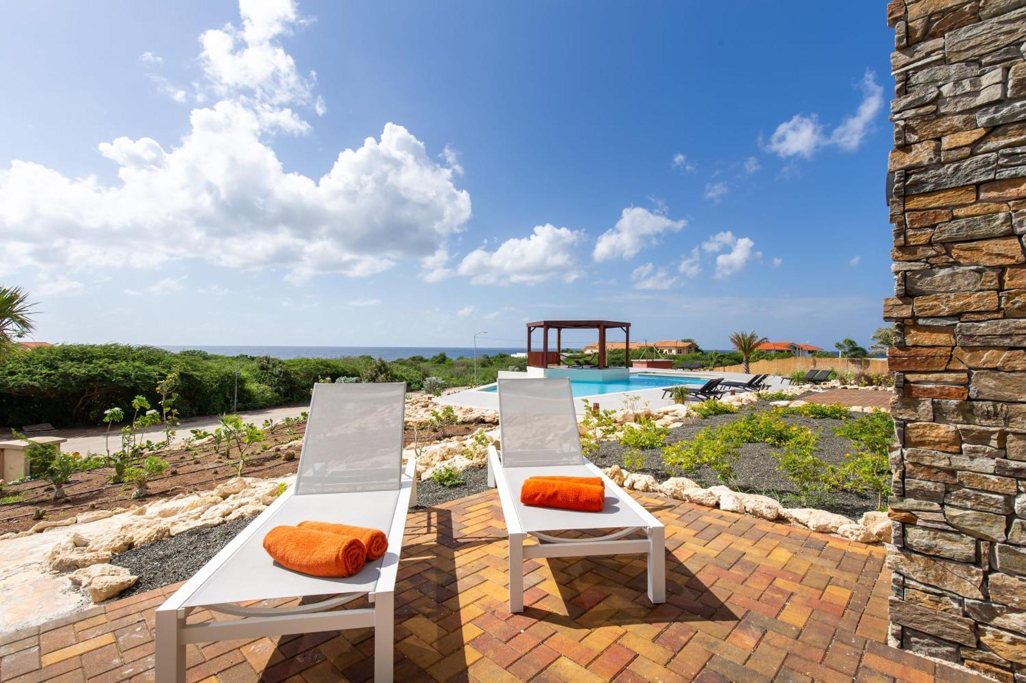 Coral Estate Ocean View Apartments Віллемстад Екстер'єр фото
